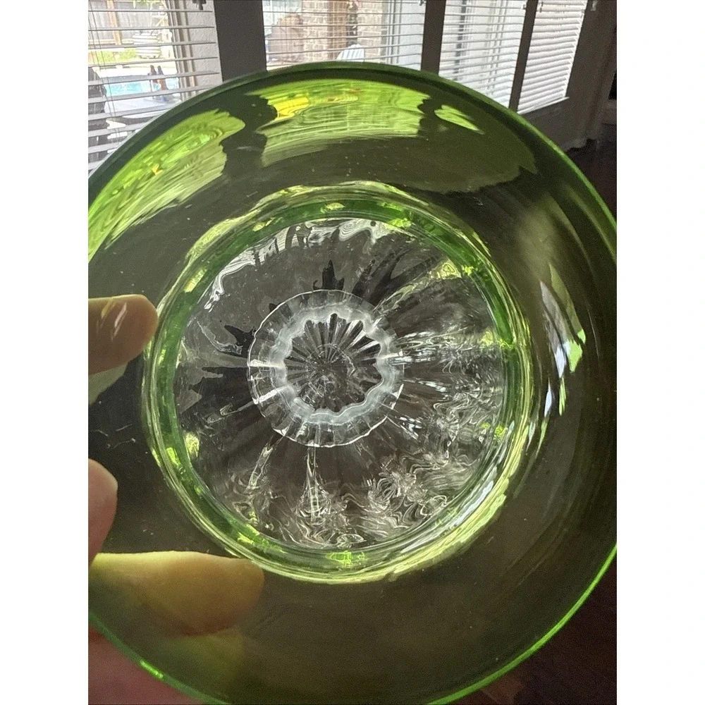 Vtg Avocado Green Glass Ribbed Scalloped Ftd Flower Vase 5.5